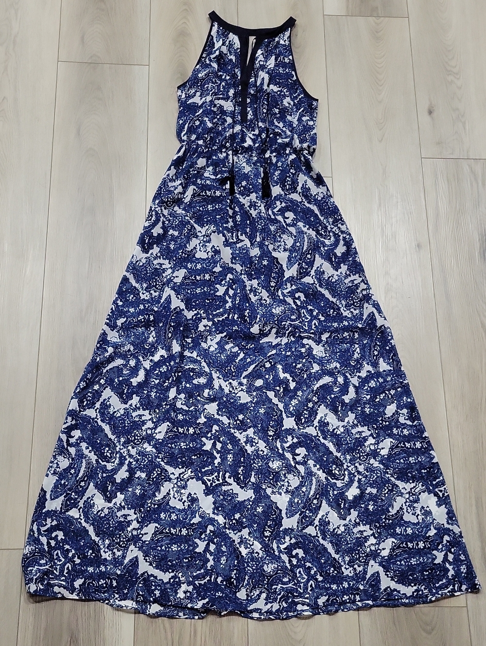 Vince Camuto Navy and White Printed Halter Maxi Dress